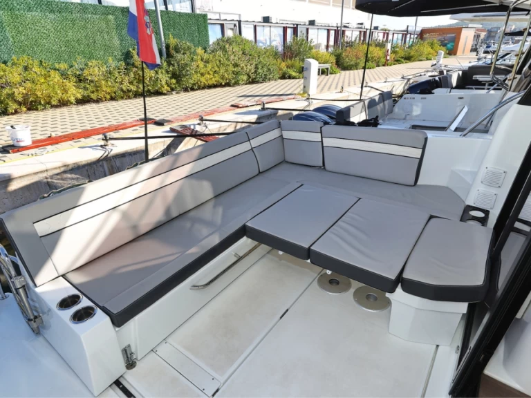 Noleggio a Pirovac – Jeanneau Merry Fisher 1095 su SamBoat