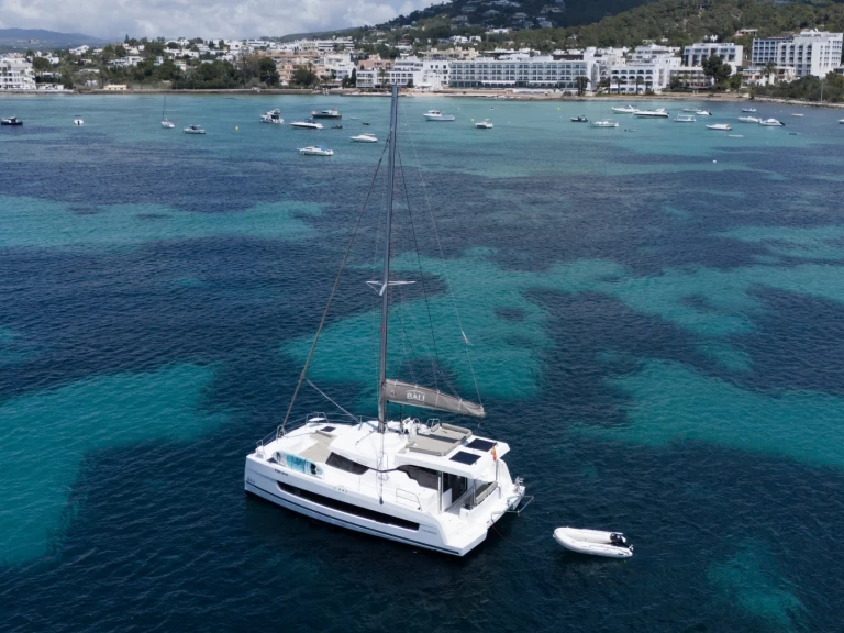 Noleggio Catamarano a Ibiza Town – Bali Bali Catspace Voile