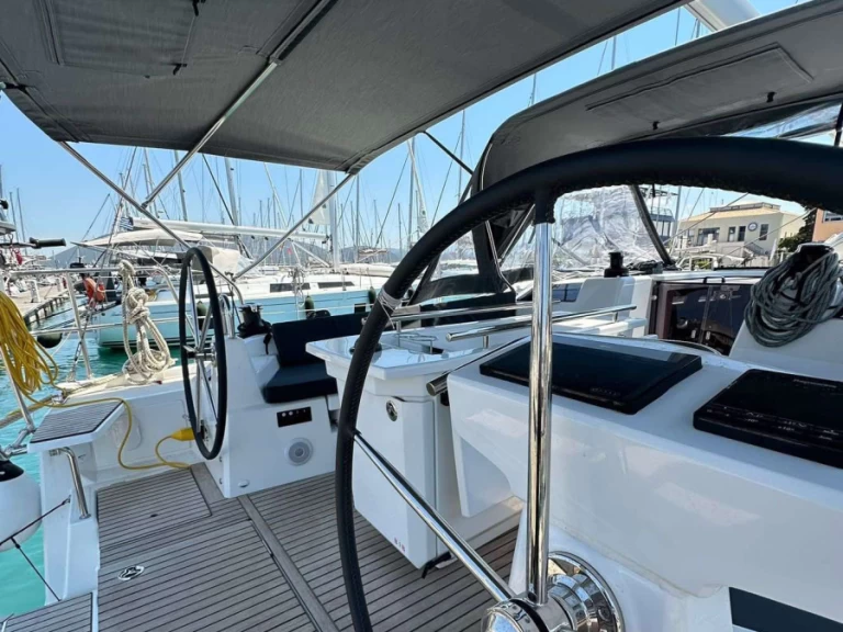 Barca a vela a noleggio a Lefkáda al miglior prezzo