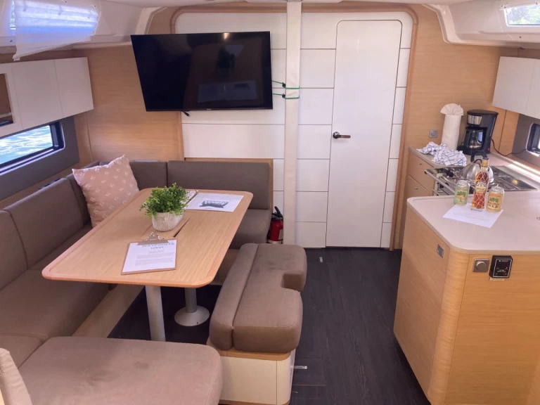 Noleggio Barca a vela Dufour con patente nautica