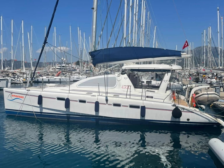 Noleggiare una Leopard Catamarans / Robertson & Caine Leopard 4300 a Fethiye