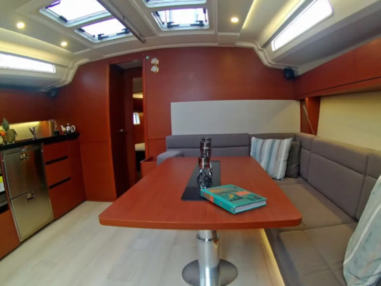 Noleggio Barca a vela Hanse con patente nautica