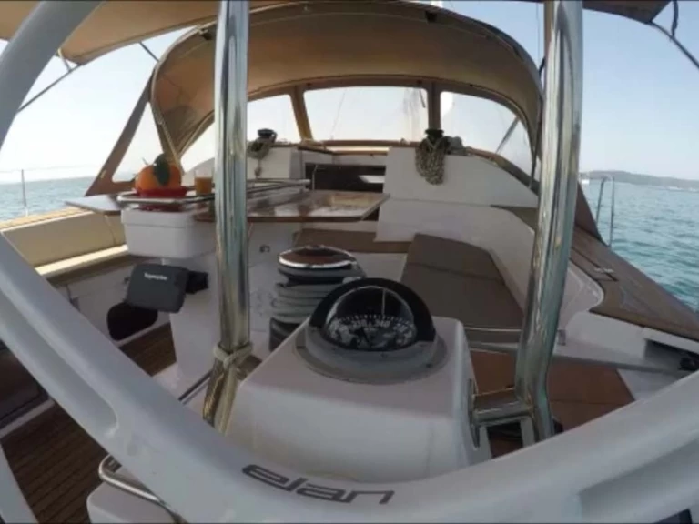 Barca a vela a noleggio a Spalato al miglior prezzo