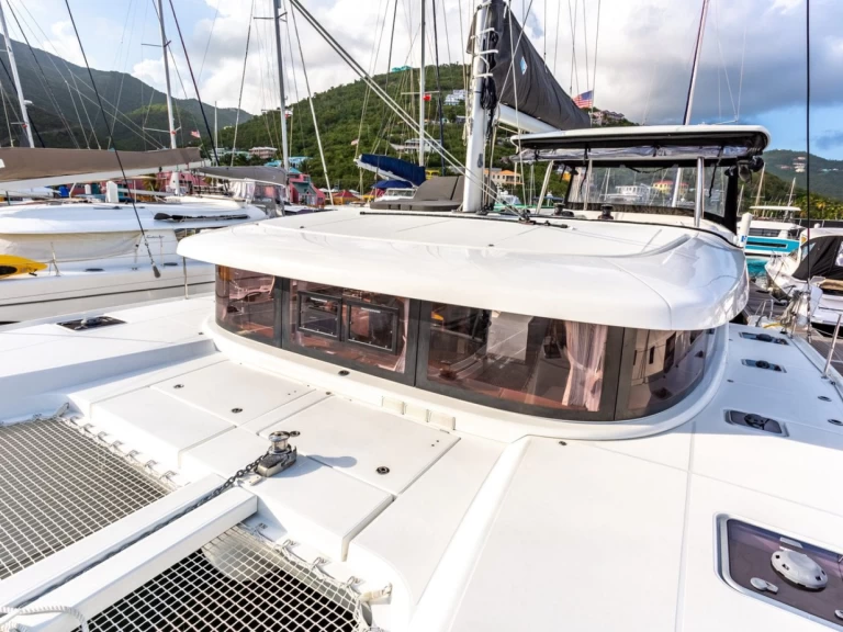 Noleggio barche Lagoon Lagoon 42 a Road Town su Samboat