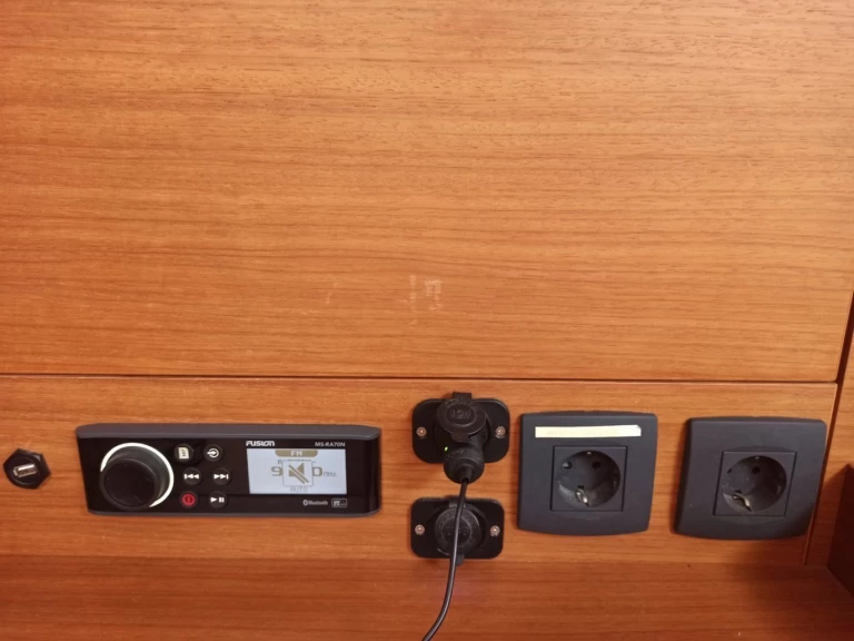 Barca a vela a noleggio a Punat al miglior prezzo