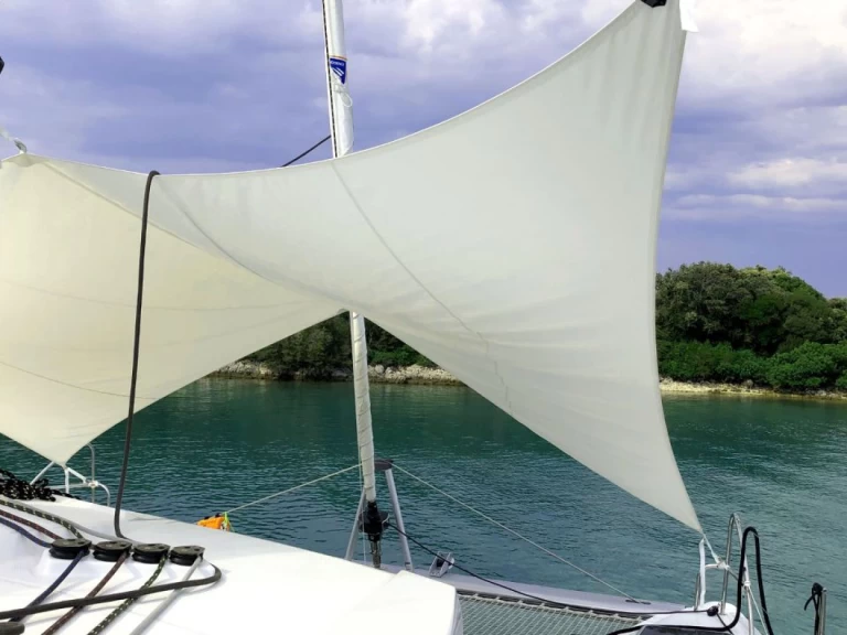 Noleggio Catamarano con o senza skipper Fountaine Pajot a Punat