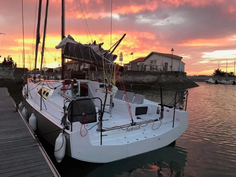 Noleggio Barca a vela Pogo Structures con patente nautica
