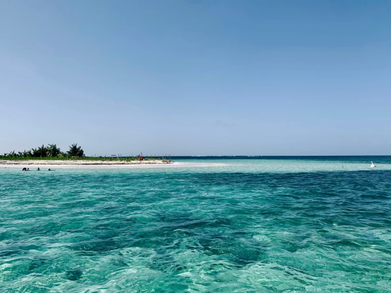 Gommone a noleggio a Pointe-à-Pitre al miglior prezzo