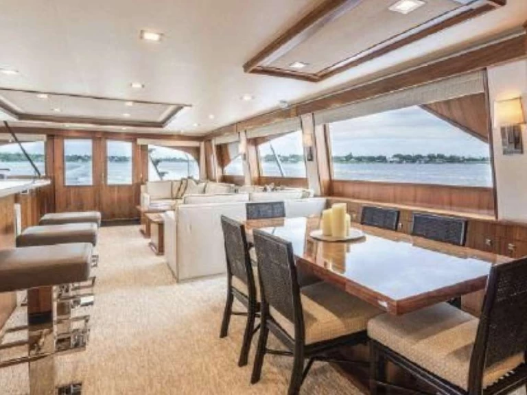 Viking Yachts TOUCHE da affittare a  Isole Turks e Caicos