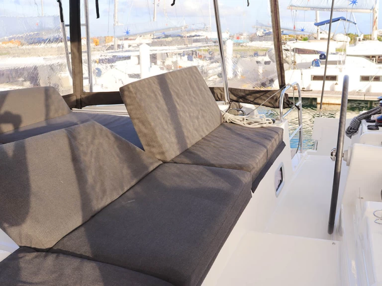 Noleggio barche Lagoon Lagoon 46 a Marsh Harbour su Samboat