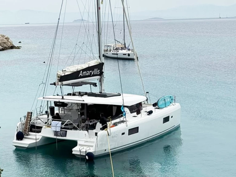 Noleggio barche Lagoon Lagoon 42 a Álimos su Samboat