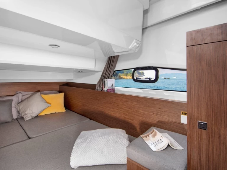 Jeanneau Merry Fisher 1095 da affittare a  Bacoli