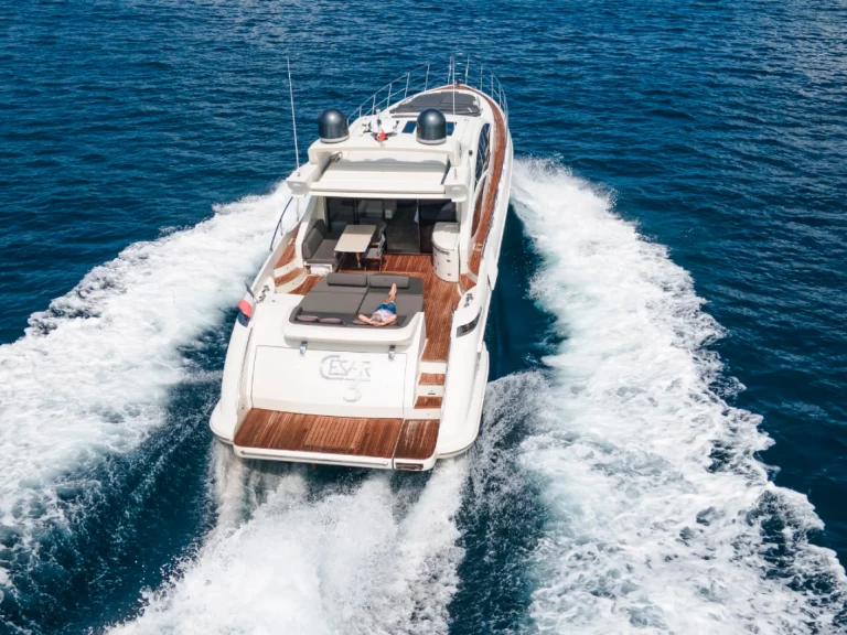 Noleggio barche Saint-Tropez economico Azimut 68 S