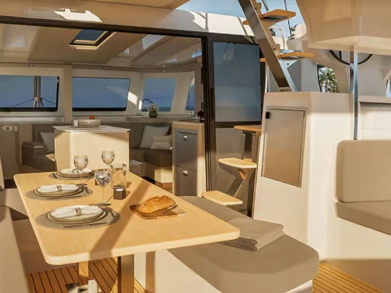 Noleggio Catamarano Fountaine Pajot con patente nautica