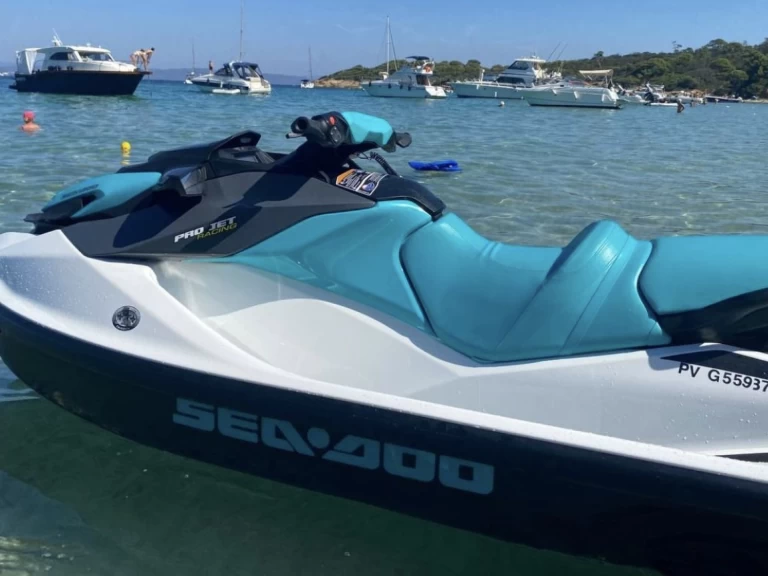 Noleggio Moto d'acqua con o senza skipper Sea-Doo a Nizza