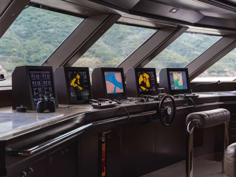 Noleggio Yacht di lusso a Tivat – Feadship TRIDENT