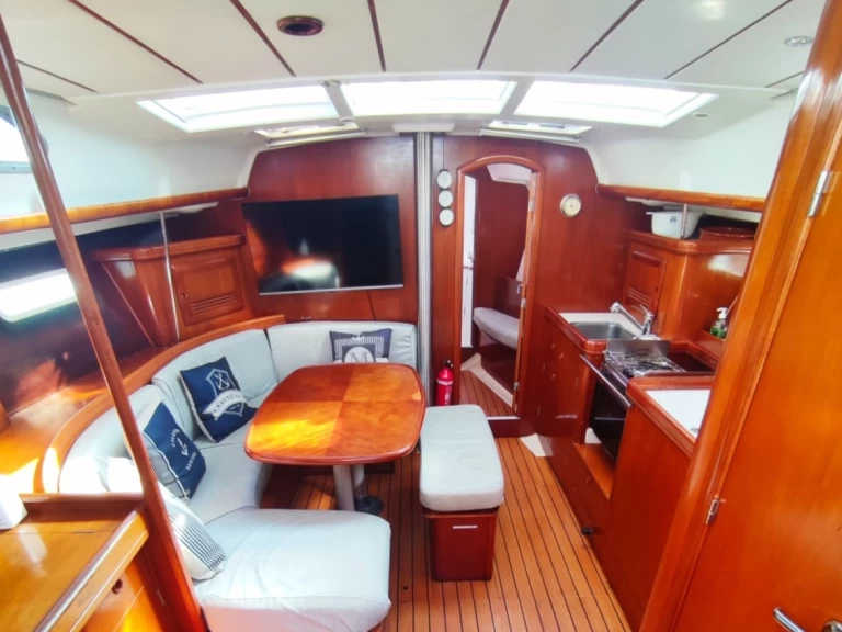 Noleggio Barca a vela Bénéteau con patente nautica