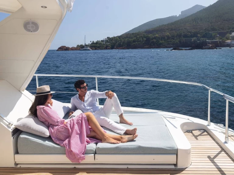 Yacht Prestige Sport 80 da affittare a  Positano