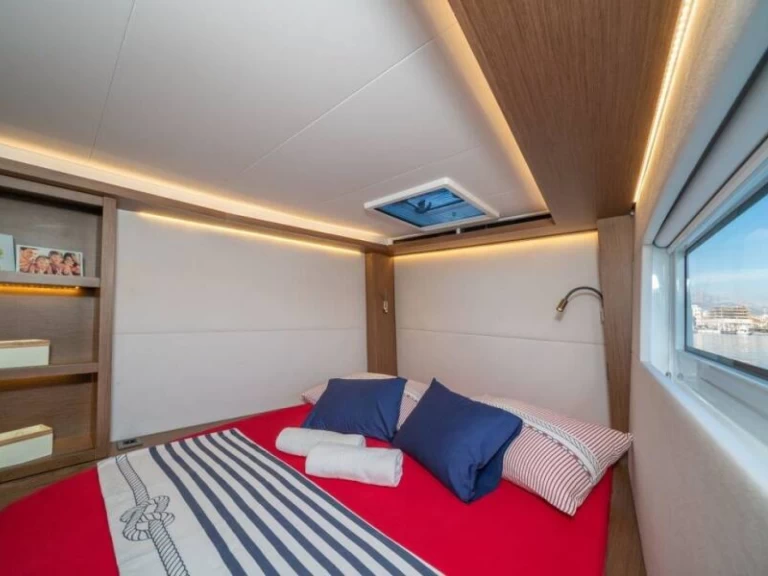 Noleggio Catamarano Lagoon con patente nautica