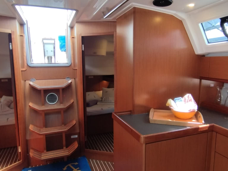 Barca a vela a noleggio a Spalato al miglior prezzo