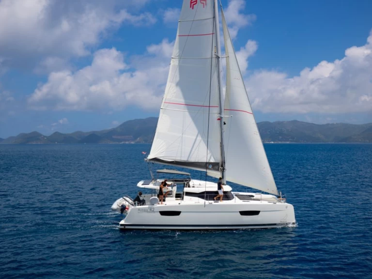 Noleggiare una Fountaine Pajot Astrea 42 a Road Town