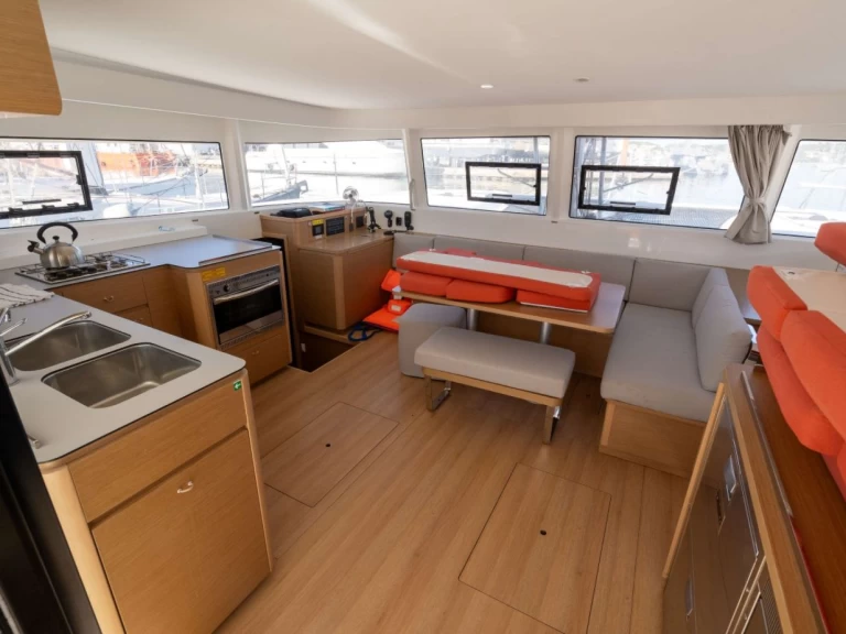Noleggio Catamarano con o senza skipper Excess a Saint George's