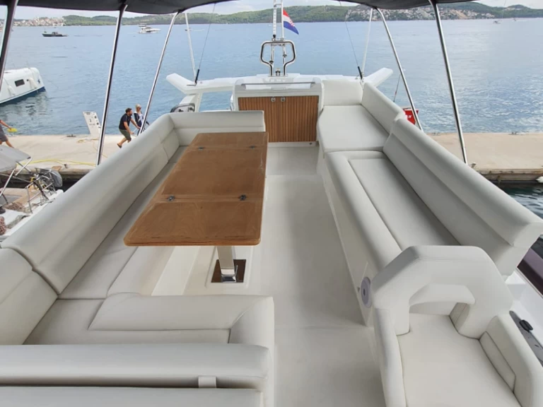 Noleggio barche Seget Donji economico Monte Carlo 52