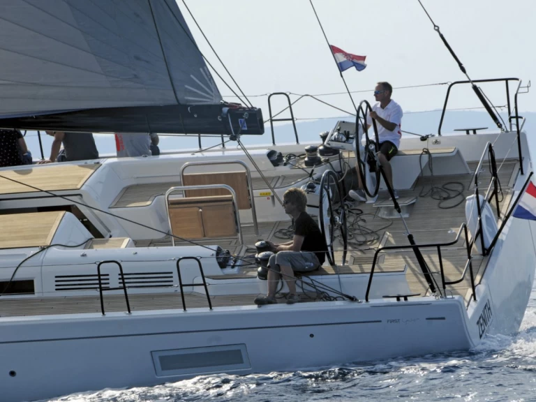Noleggiare una Bénéteau First 53 a Spalato