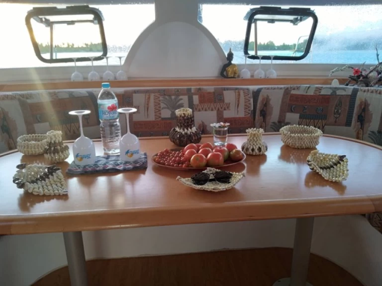 Noleggiare una Nautitech Nautitech 441 a Papeete