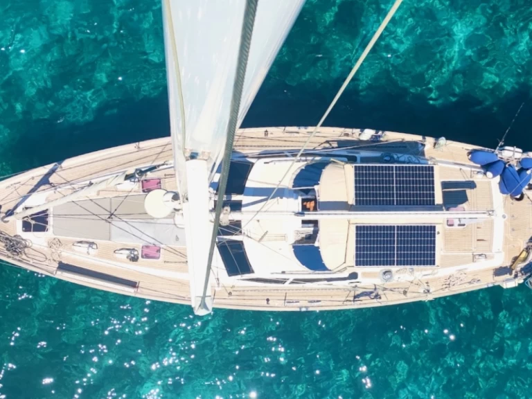 Noleggio Barca a vela Oyster con patente nautica