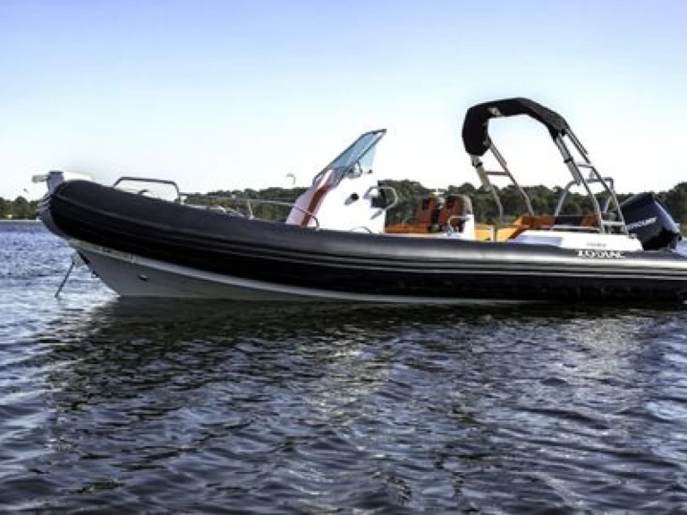 Gommone a noleggio a Arzon al miglior prezzo