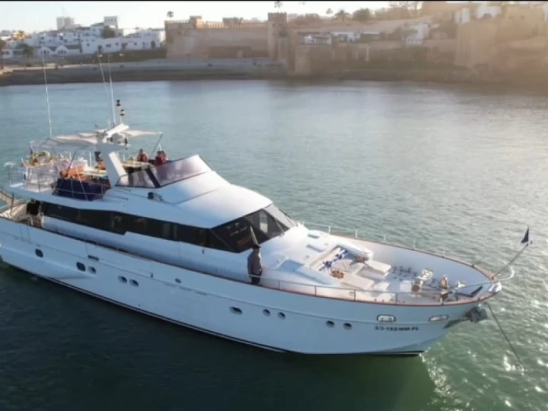 Yacht di lusso a noleggio a Tanger-Assilah al miglior prezzo
