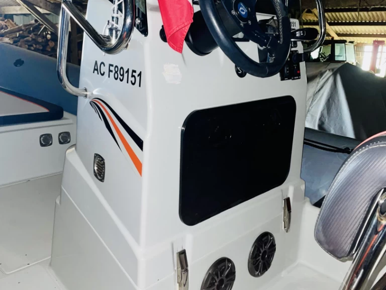 Noleggio Gommone Zodiac con patente nautica