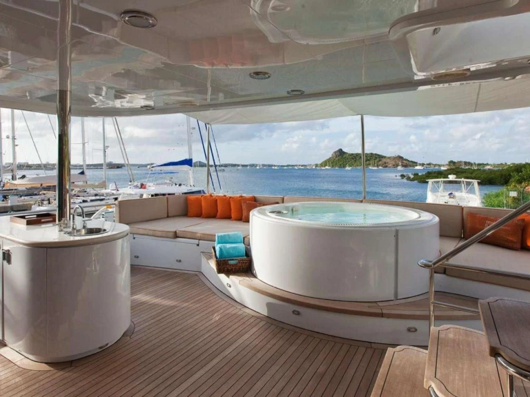 Noleggio a Alaska – Intermarine LAST CALL su SamBoat