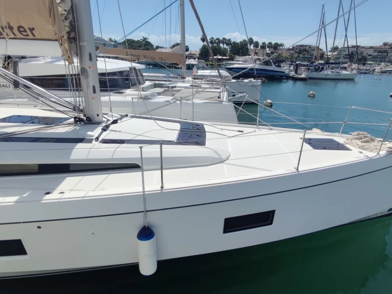 Noleggio barche Le Marin economico Oceanis 51.1