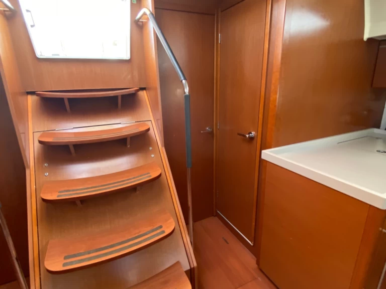 Noleggio Barca a vela Bénéteau con patente nautica