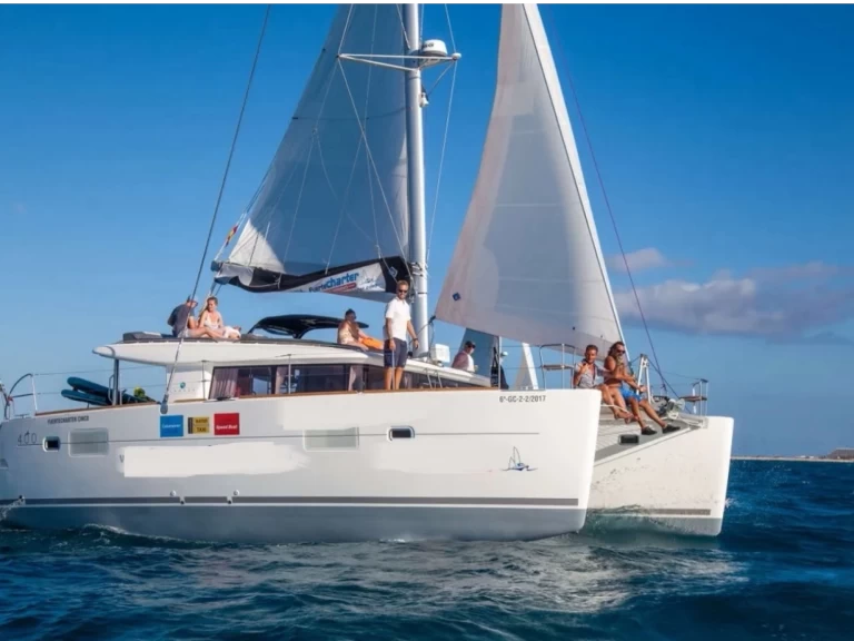 Noleggio barche Lagoon Lagoon 400 a Corralejo su Samboat