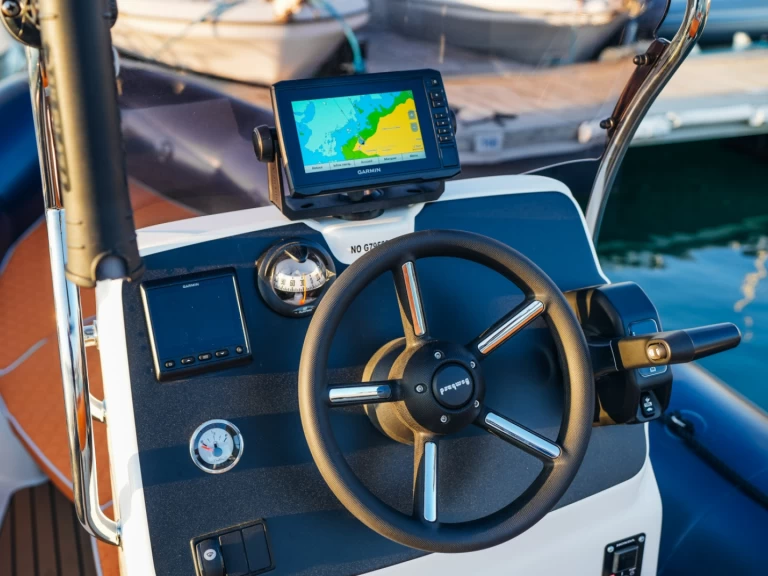Noleggio a L'Herbaudière – Bombard Sunrider 650 Bleu su SamBoat