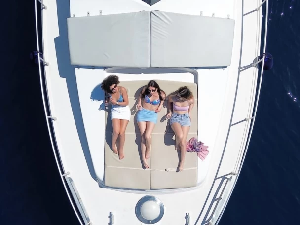 Noleggio a Castellammare del Golfo – River Craft 45 Fly  su SamBoat