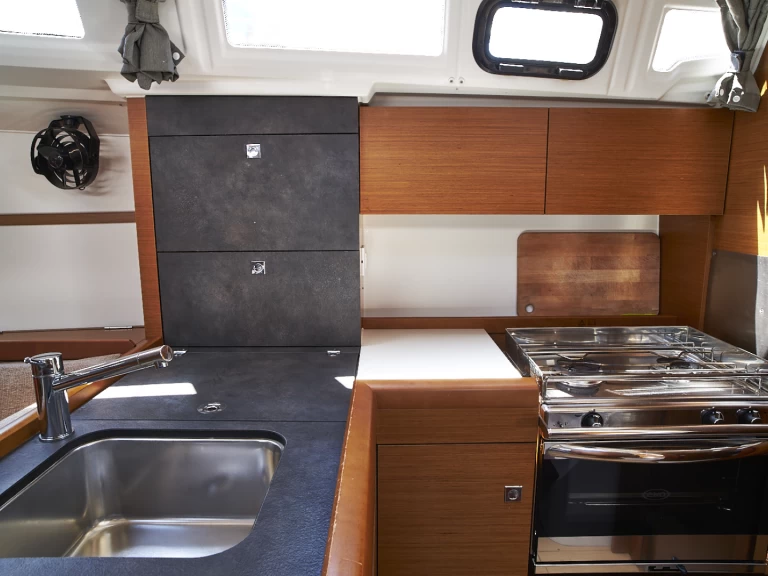 Jeanneau Sun Odyssey 349 da affittare a  Zaravecchia (Biograd)