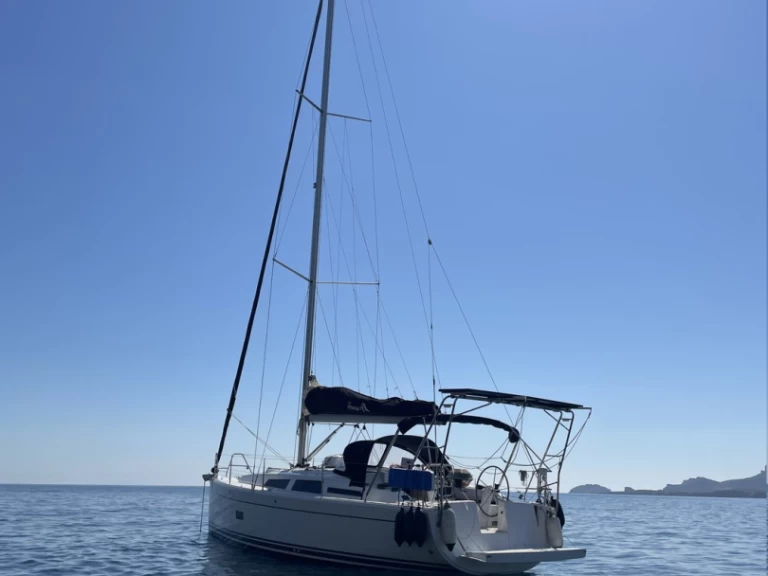 Noleggiare una Hanse Hanse 348 a Marsiglia