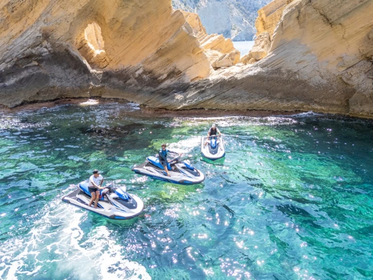 Noleggio Moto d'acqua Jet ski con patente nautica