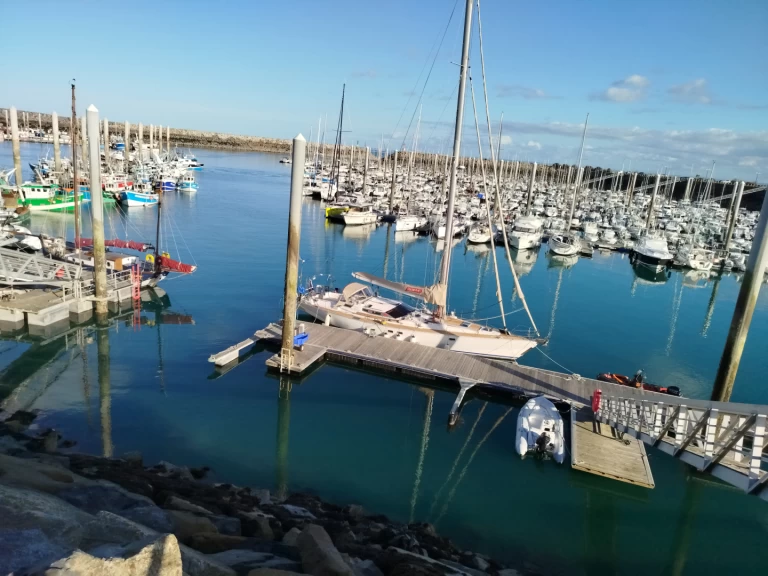 Noleggio Barca a vela Kirie con patente nautica