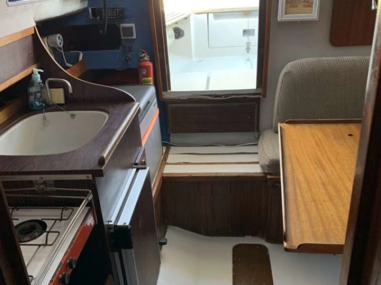 Noleggio Barca a vela Kirie con patente nautica