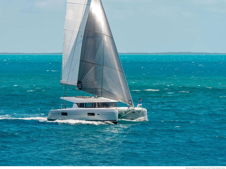 Noleggio Yacht di lusso Lagoon con patente nautica