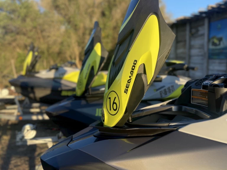 Sea-Doo SEADOO GTR 230 da affittare a  Cala Bona