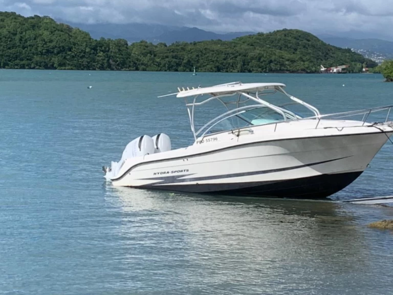 Noleggio Barca a motore hydra sport con patente nautica