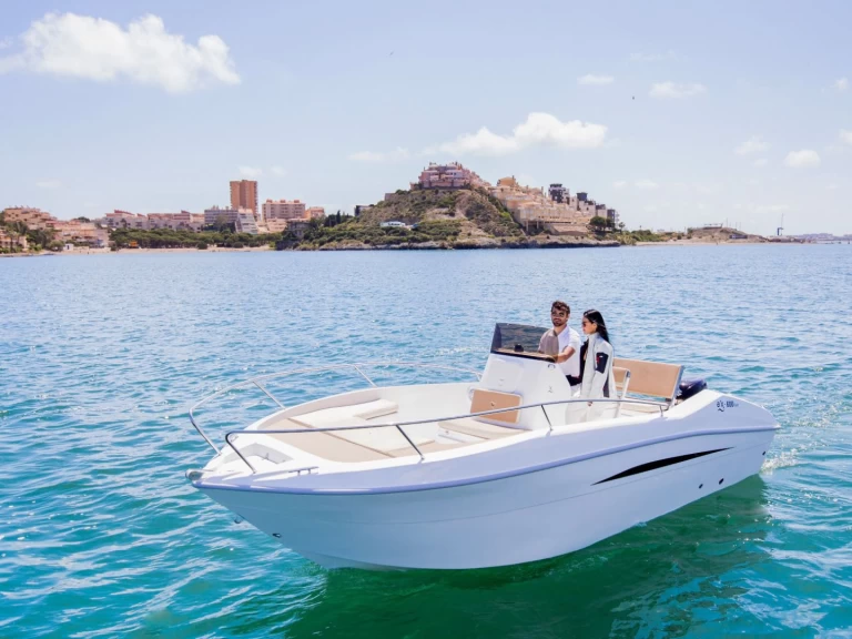 Noleggio barche Astilux Ax-600 Open a Valencia su Samboat