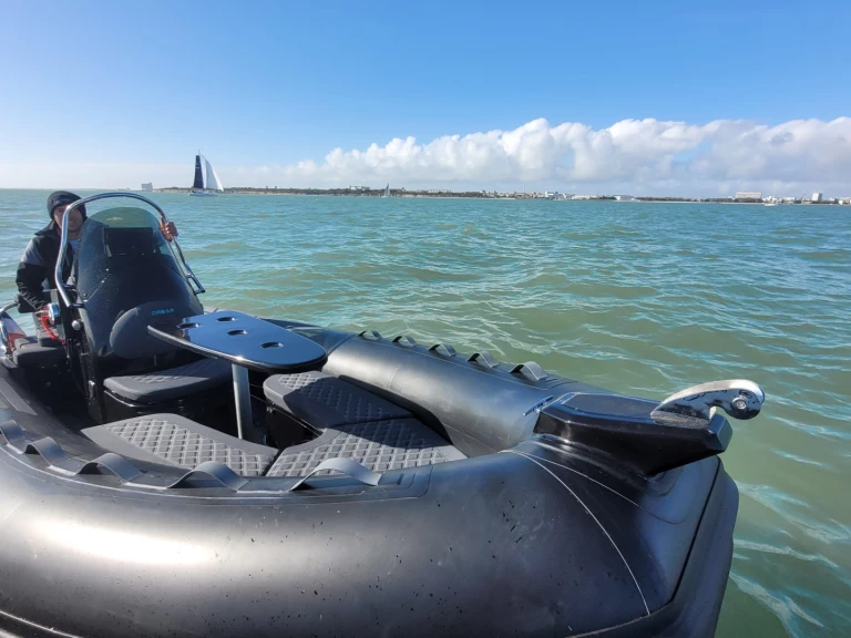Noleggio Gommone con o senza skipper 3D Tender a Cogolin