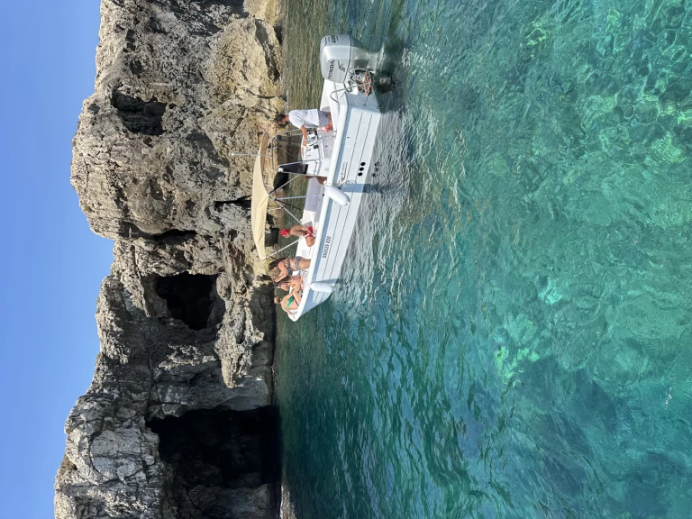 Noleggio a Marzamemi – Conero Breeze 820 su SamBoat